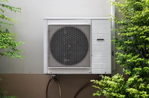 Pose et installation de pompe à chaleur dans maison ou appartement par artisan chauffagiste à Seyssel, Frangy, VUACHENERGIE